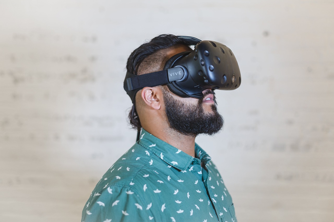 Man wearing VR Goggles